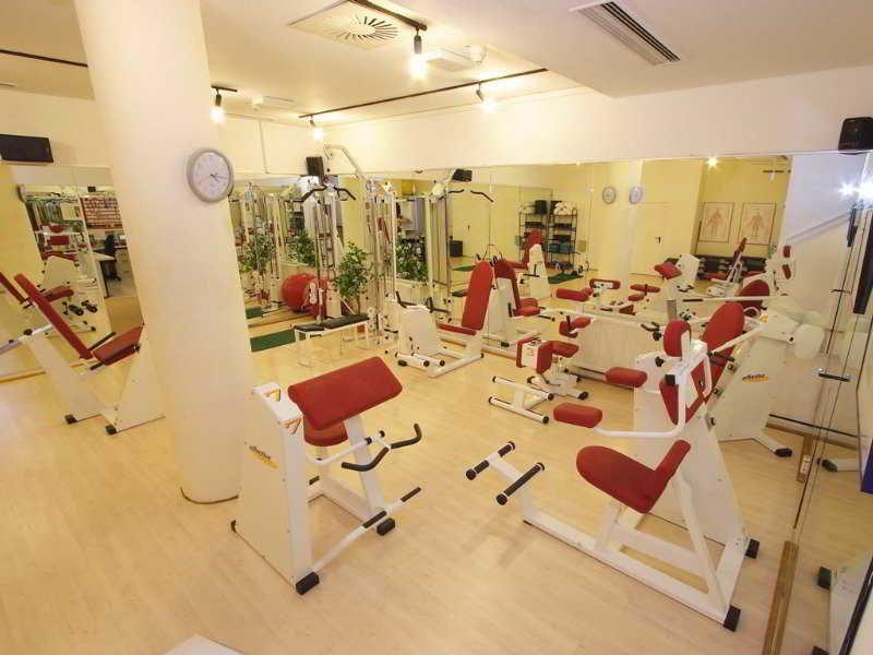 The Ascot Hotel Koln Bagian luar foto